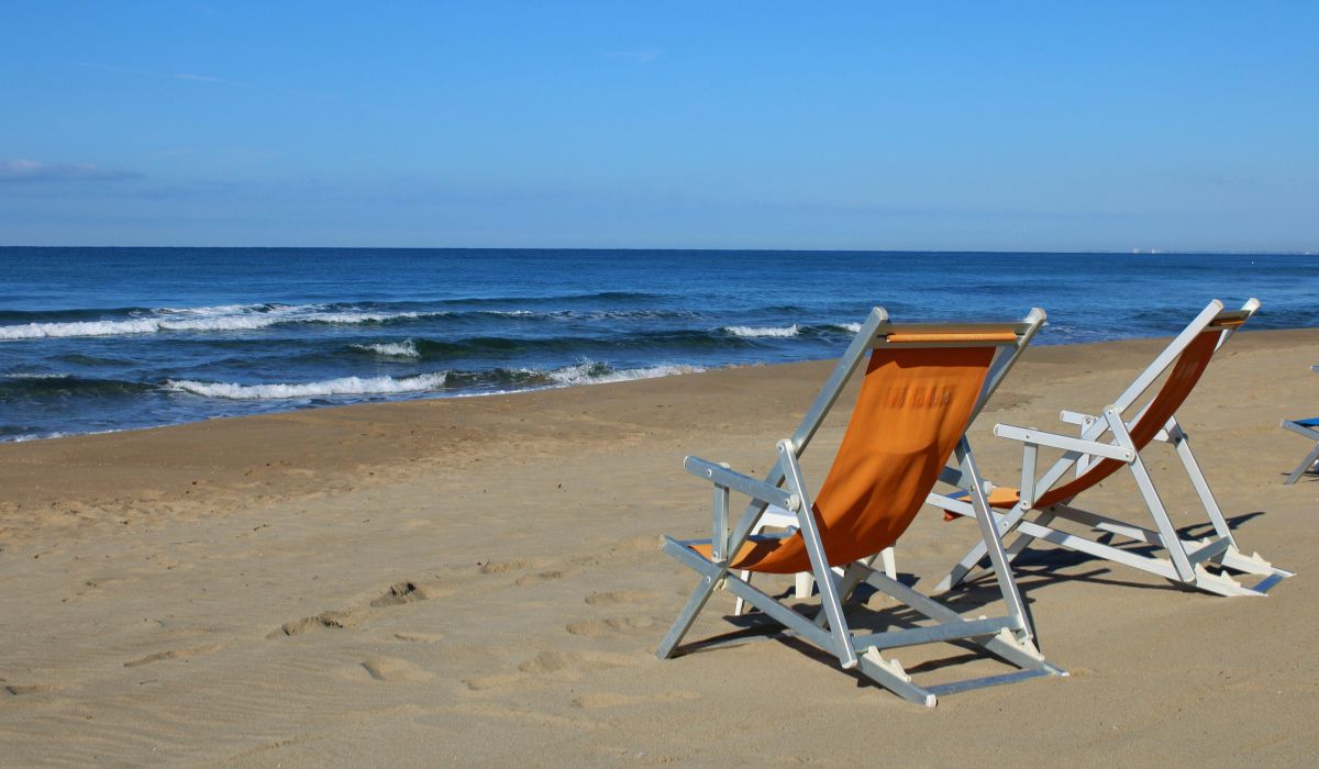 Eco-Friendly 1770 Beach Accommodation Surrounded by Nature